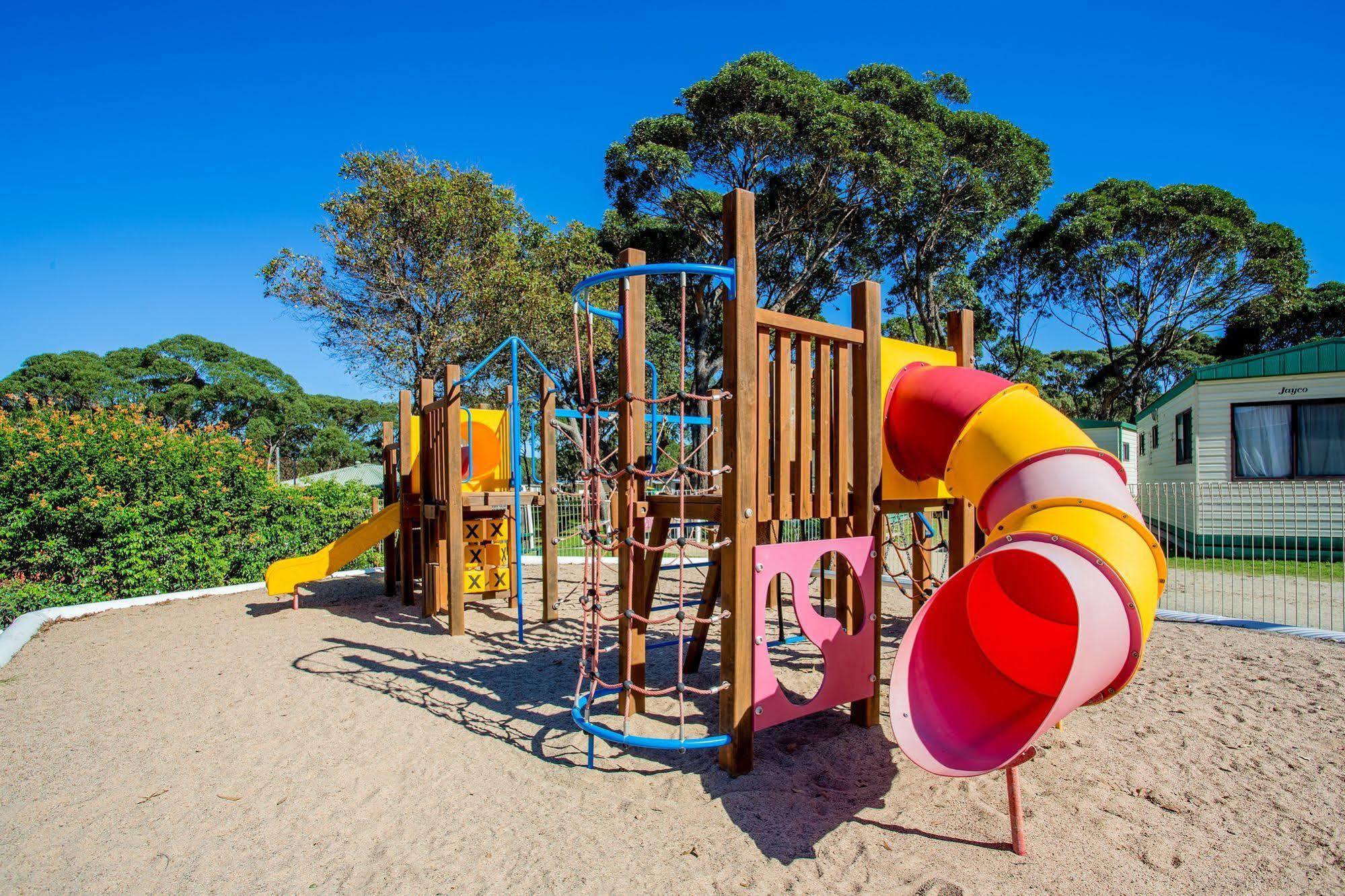 Big4 Moruya Heads Easts Dolphin Beach Holiday Park Hotel Exterior photo